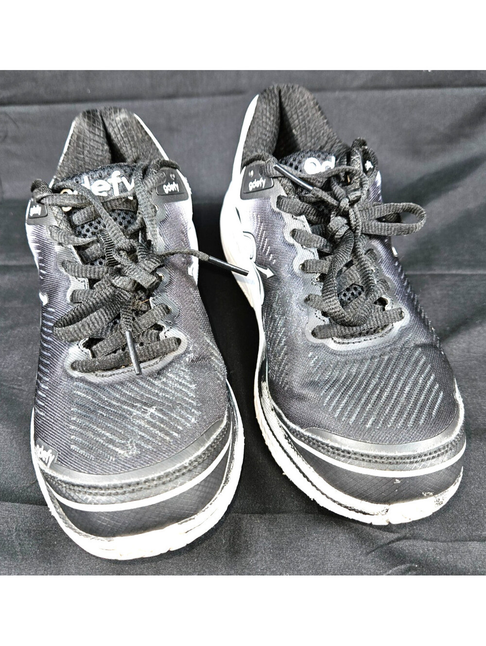 GDEFY (Gravity Defyer)  Size 6.5 Black/Gray/White Walking or Running Sneakers